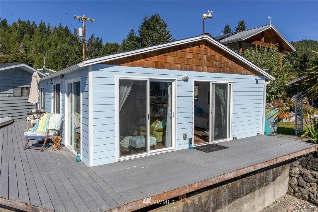 Property Photo: 33100 N Highway 101 3 WA 98555