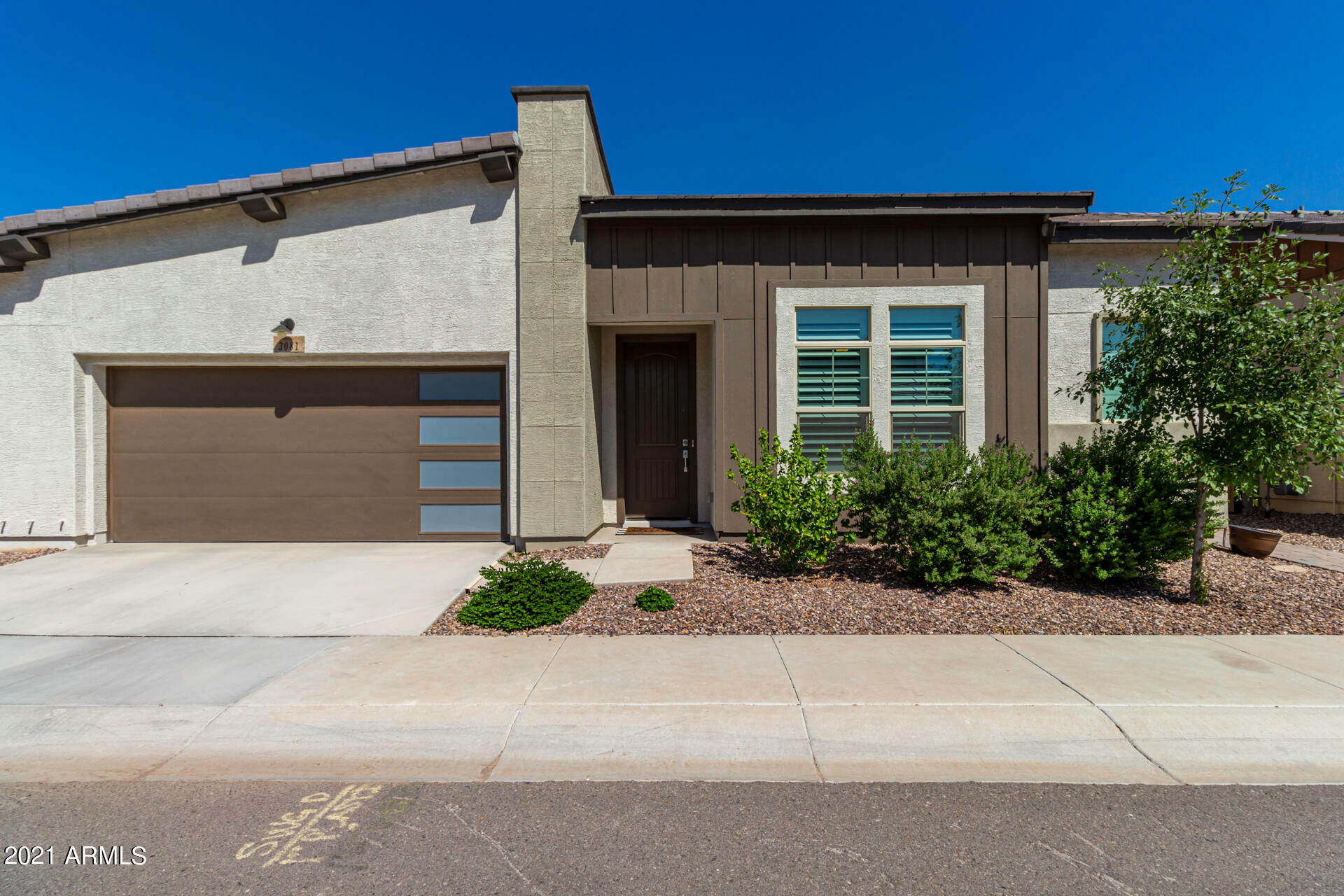 Property Photo:  3081 S Soho Lane  AZ 85286 