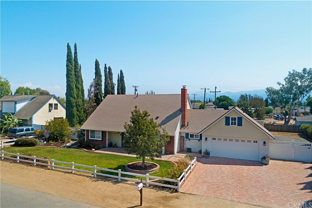 Property Photo:  3250 Kips Korner Road  CA 92860 