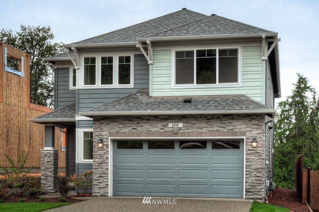 Property Photo: 12321 67th Avenue SE 0058 WA 98296