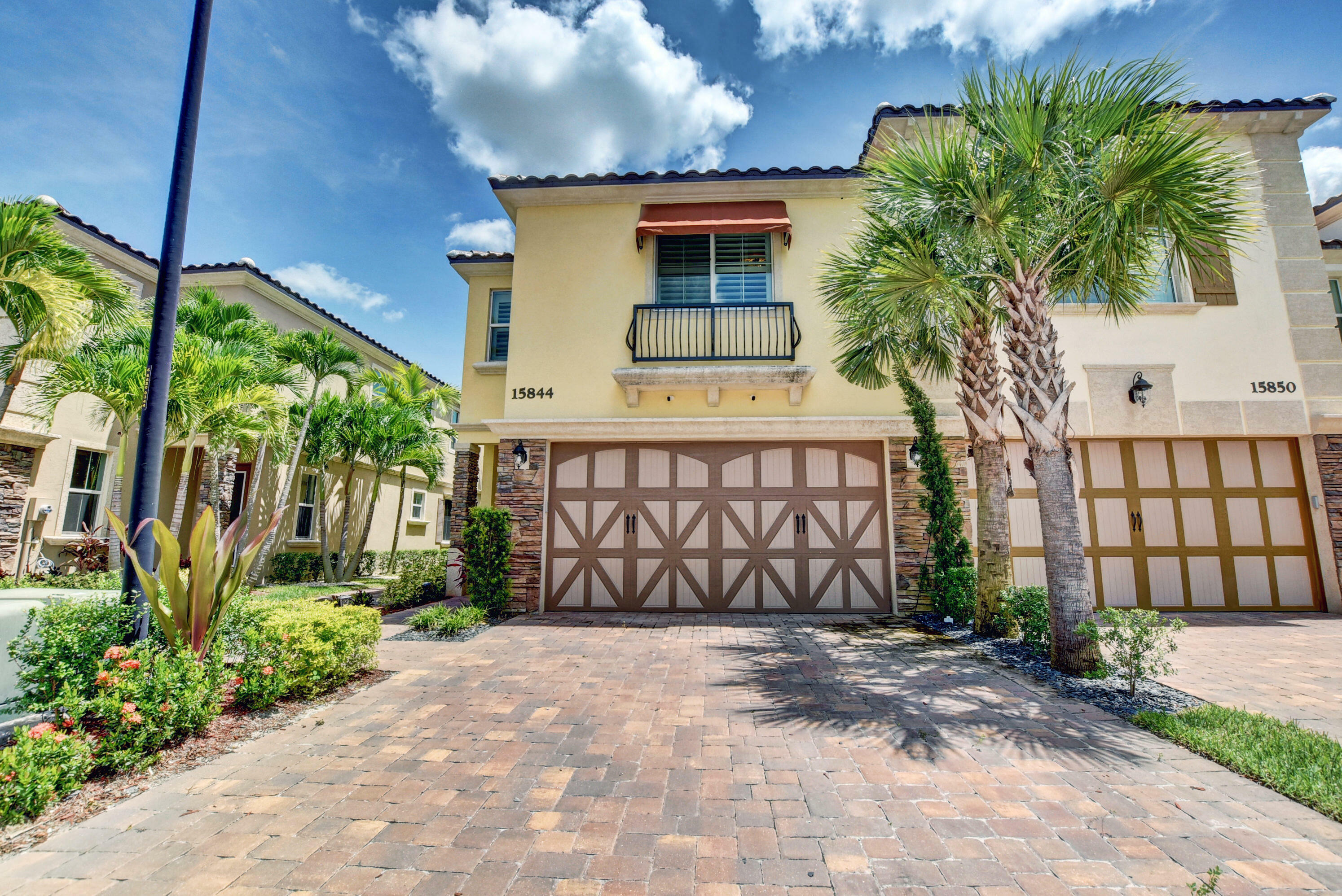 Property Photo:  15844 Binks Pointe Terrace  FL 33414 