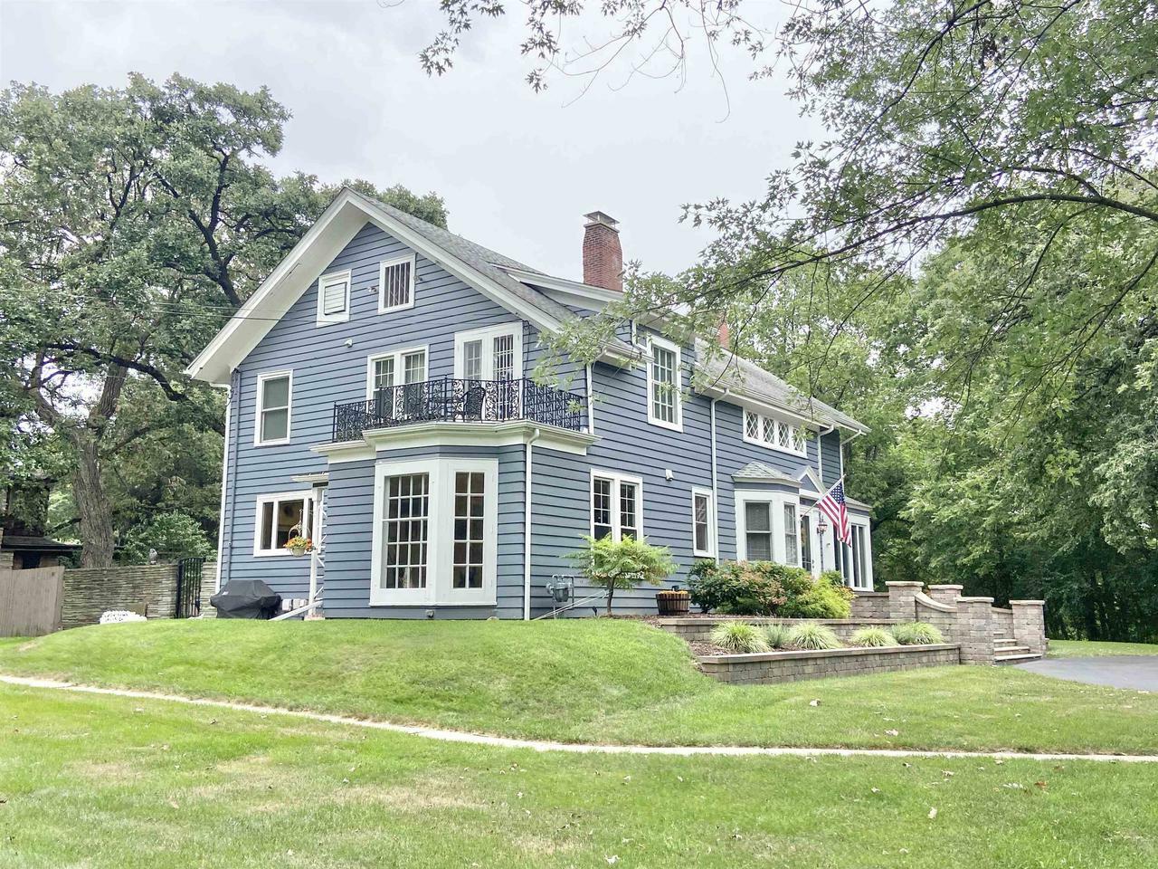 Property Photo:  1700 Emerson St  WI 53511 