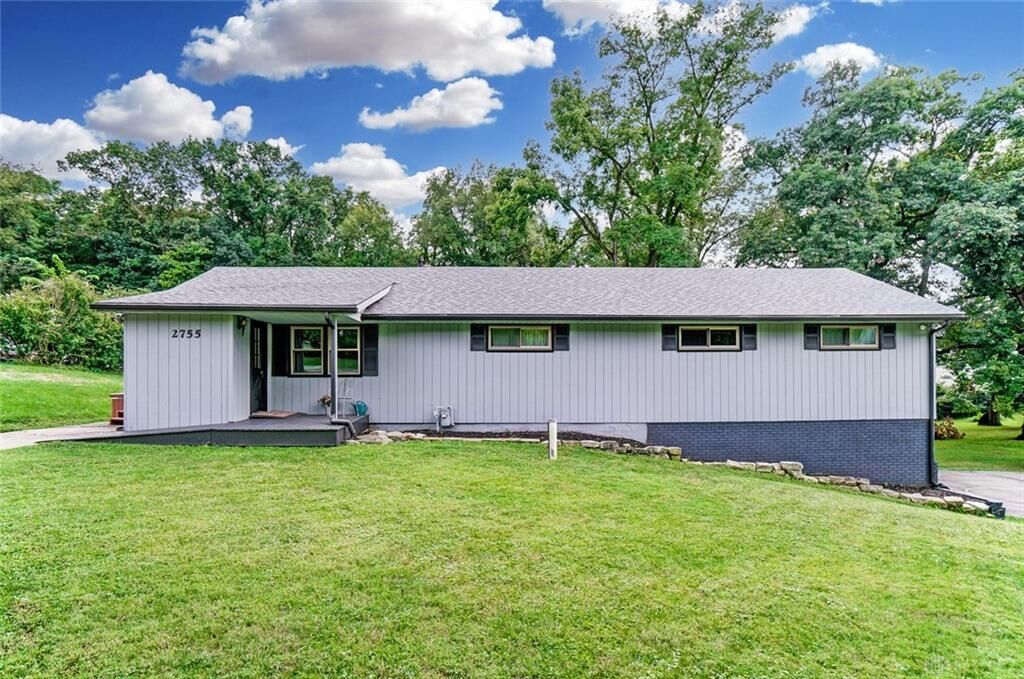 Property Photo: 2755 Prospect Drive OH 45324