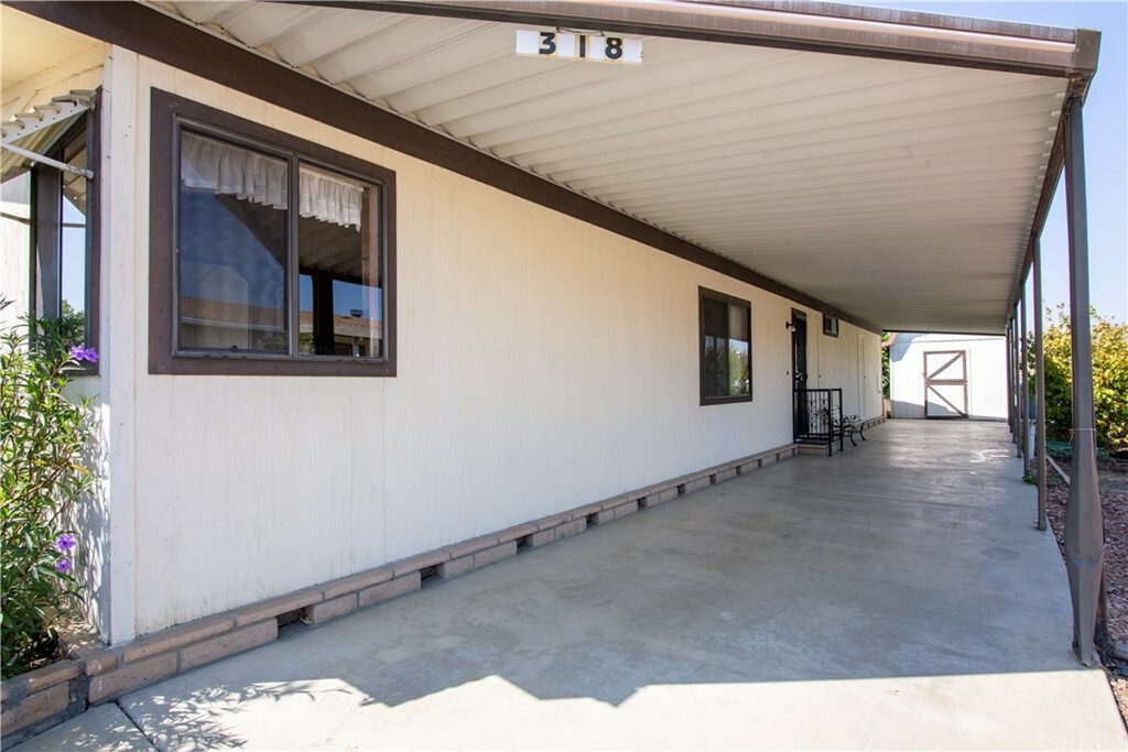 Property Photo:  318 Pepperwood Street  CA 92582 