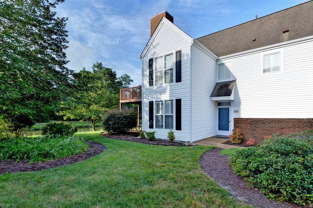 Property Photo:  211 Persimmon Drive  VA 23693 