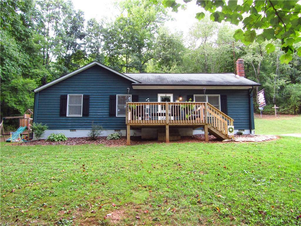 Property Photo:  174 Springview Drive  NC 28651 