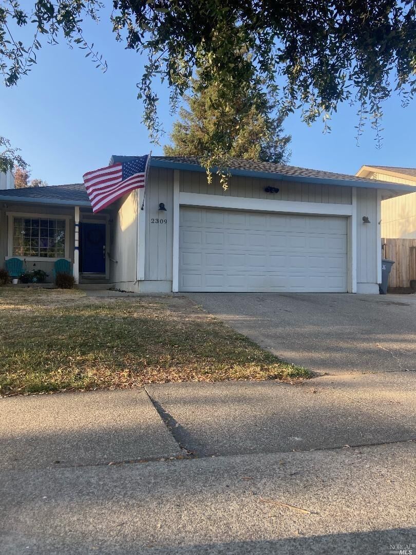 Property Photo: 2309 Pinercrest Drive CA 95403