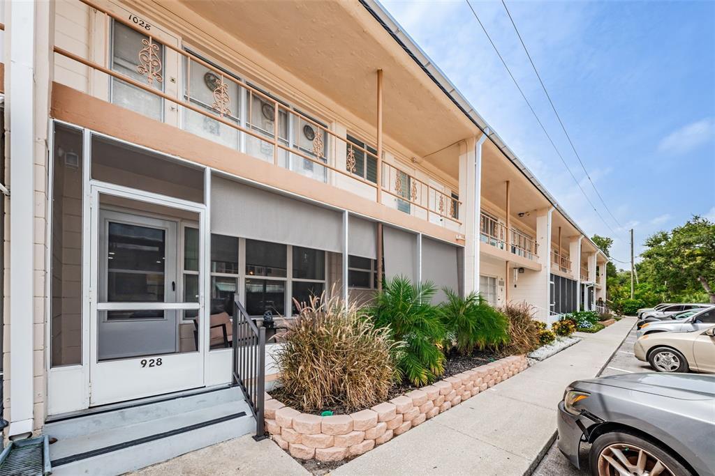 Property Photo: 4152 55th Way N 928 FL 33709