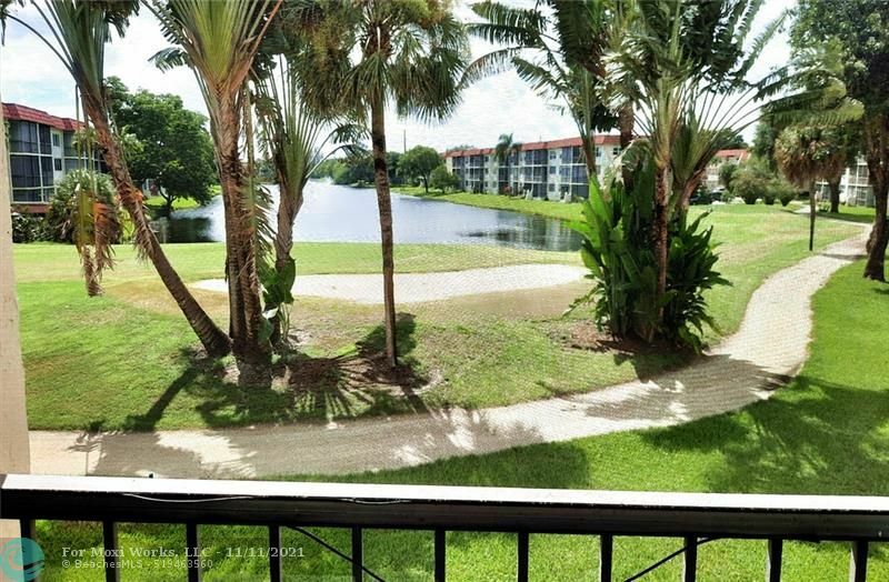 Property Photo:  411 S Hollybrook Dr 206  FL 33025 