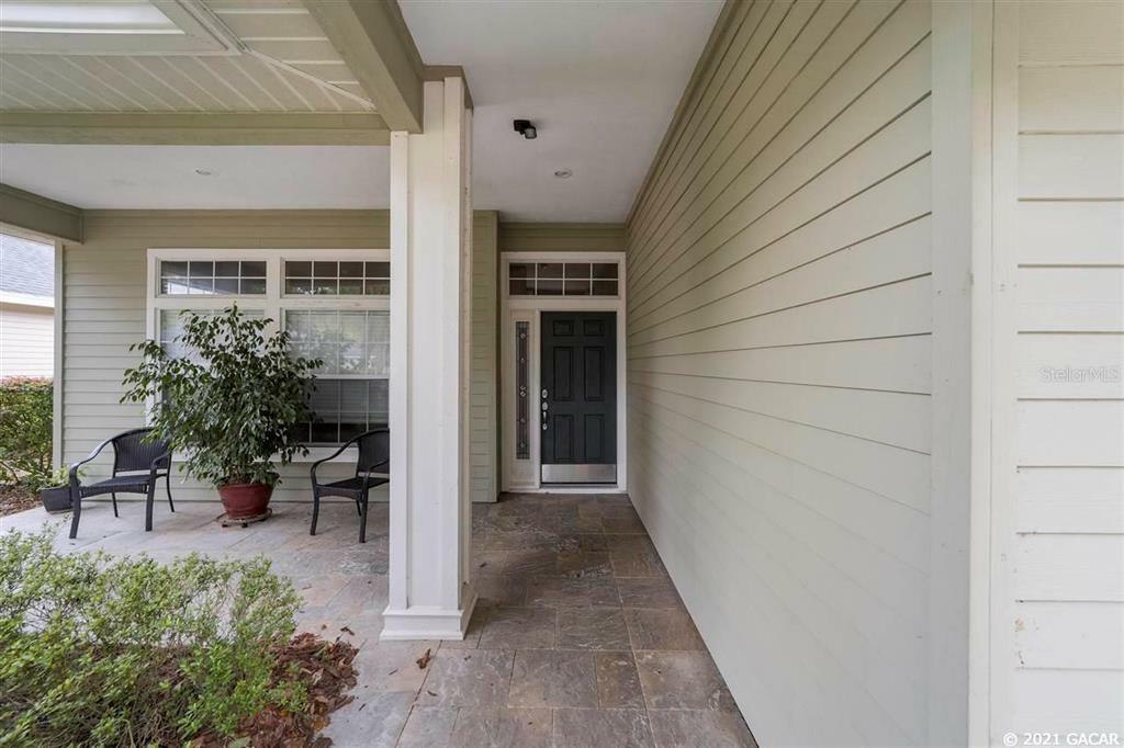 Property Photo:  3024 SW 98th Way  FL 32608 