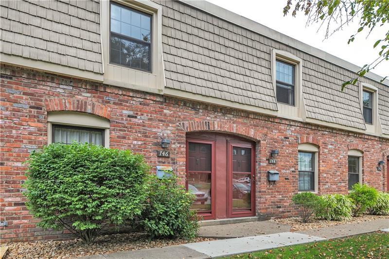 Property Photo: 746 Carriage Circle PA 15205
