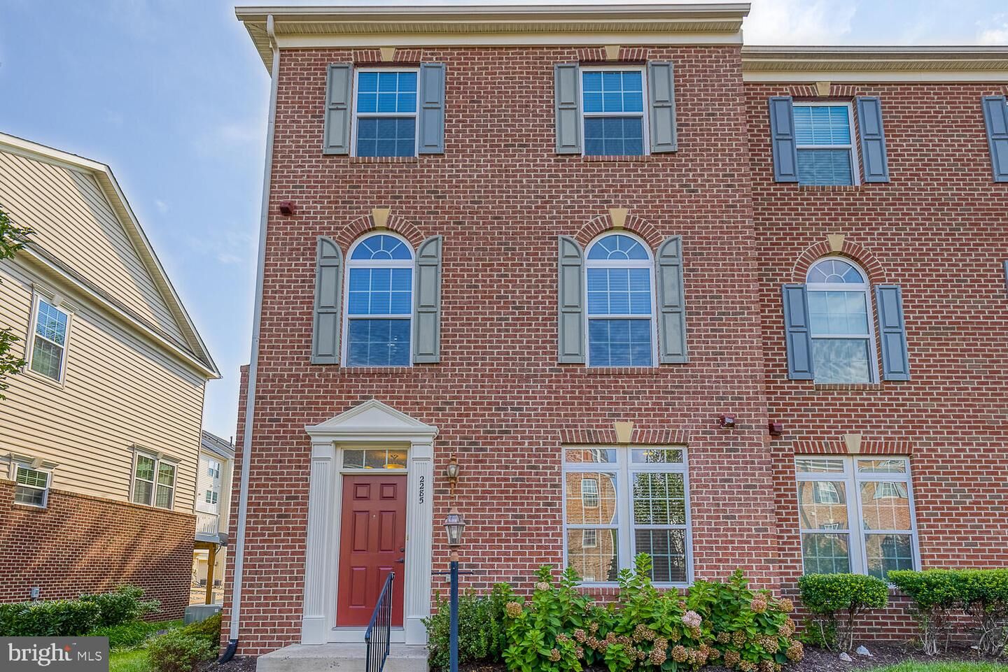 Property Photo:  2285 Merseyside Drive  VA 22191 