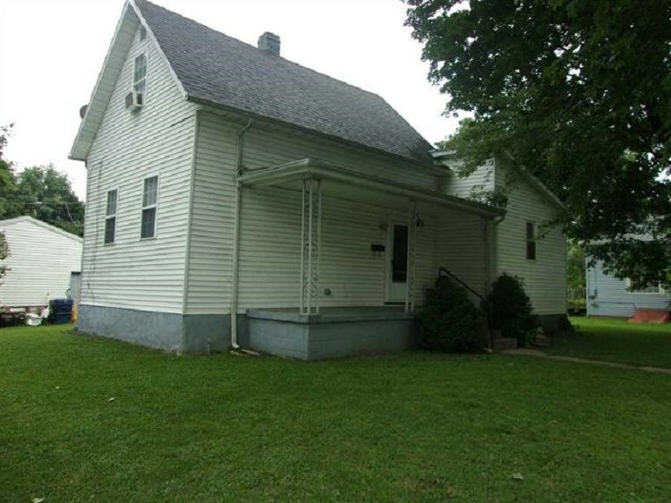 Property Photo:  67 NW I Street  IN 47374 