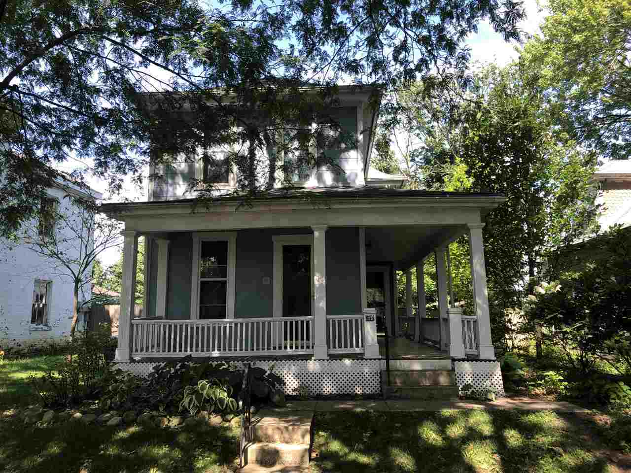 Property Photo:  118 S 3rd  IN 47374 