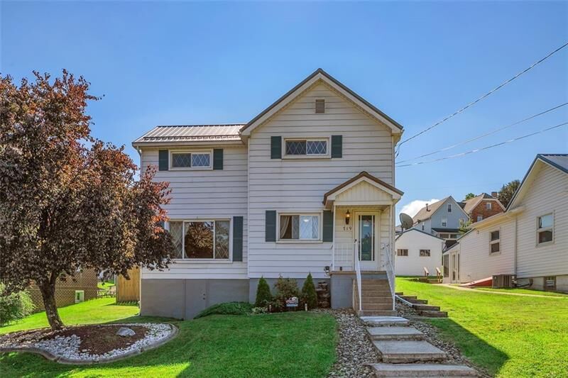 Property Photo:  719 Longfellow Street Extension  PA 15690 