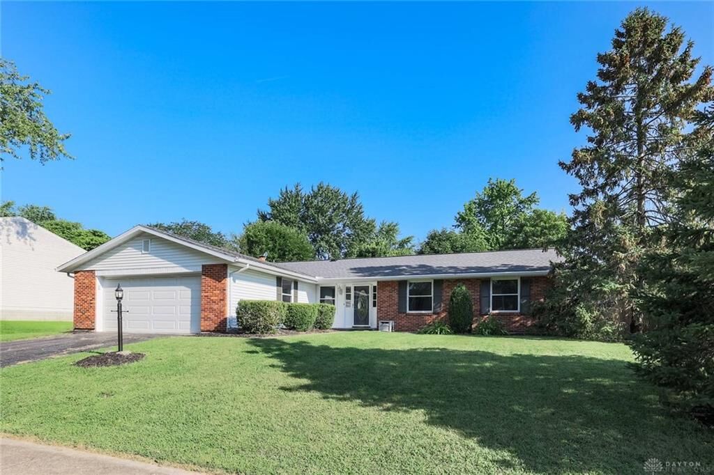 Property Photo: 4207 Crownwood Avenue OH 45415