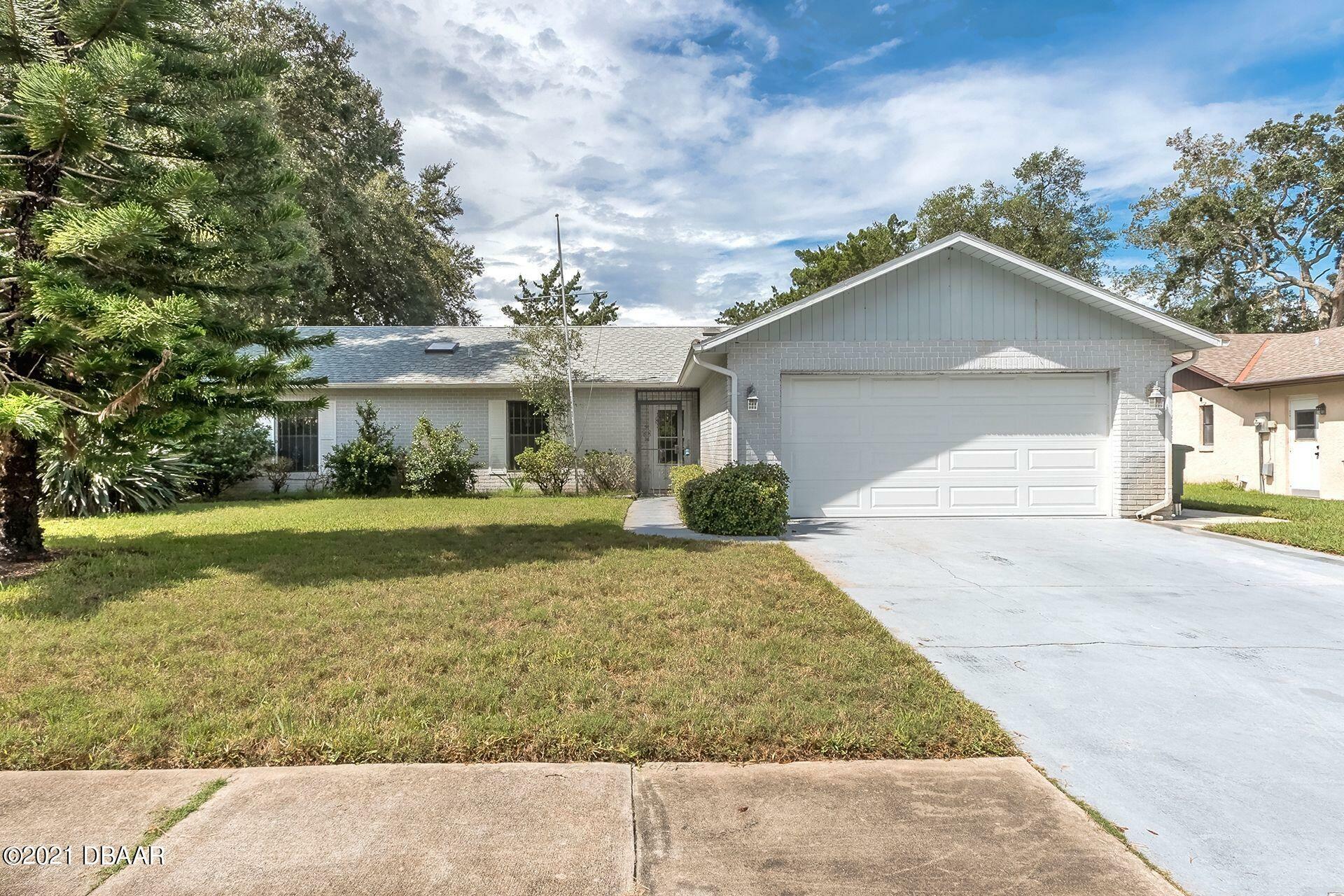 Property Photo:  1412 Mollie Road  FL 32114 