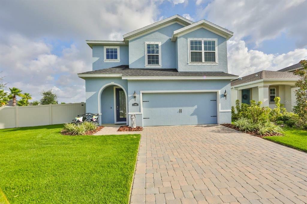 Property Photo:  11602 Fringetree Court  FL 33579 