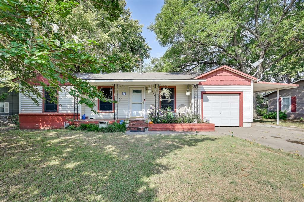 Property Photo:  525 Norwood Drive  TX 76053 