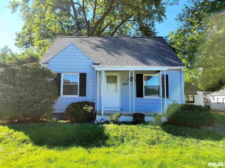1422 E Lake  Peoria IL 61614 photo