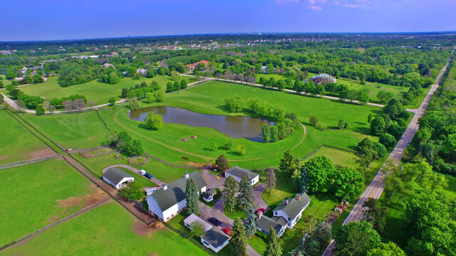 Property Photo: 180 Old Sutton Road IL 60010
