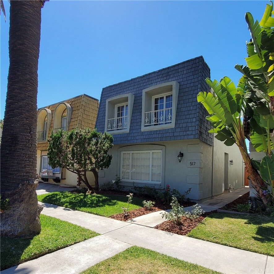 Property Photo:  517 16th Street  CA 92648 