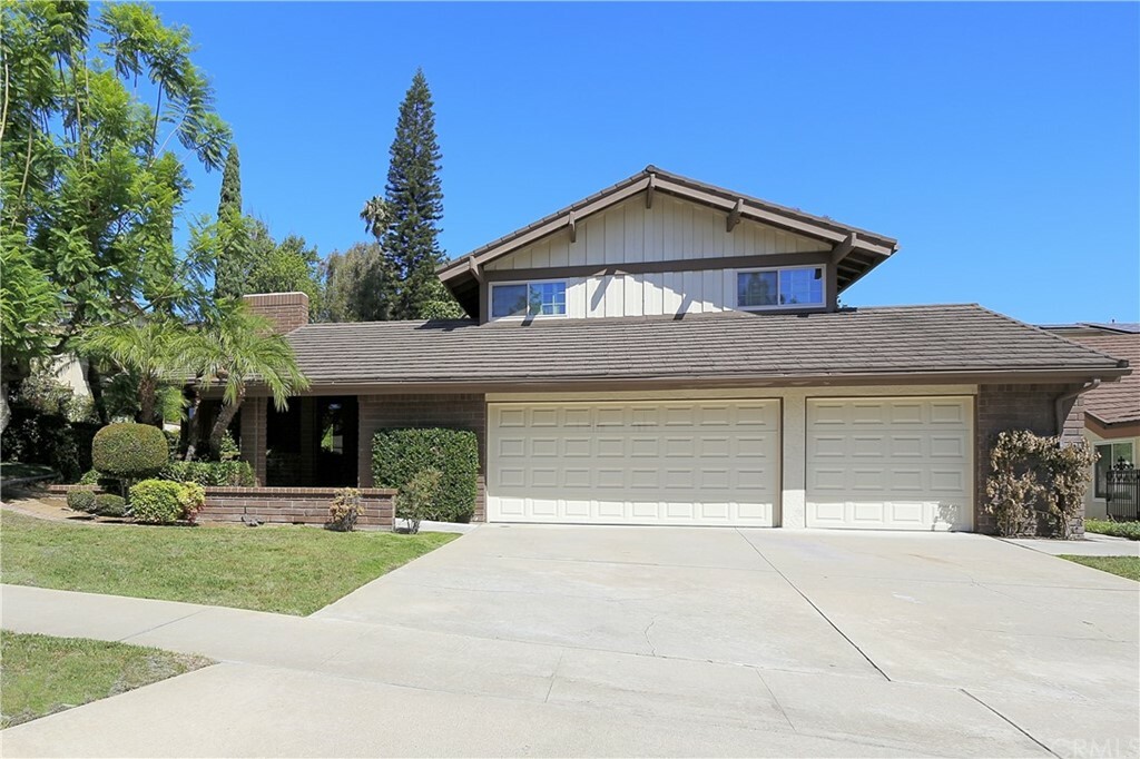 Property Photo:  1781 N Mountain View Place  CA 92831 