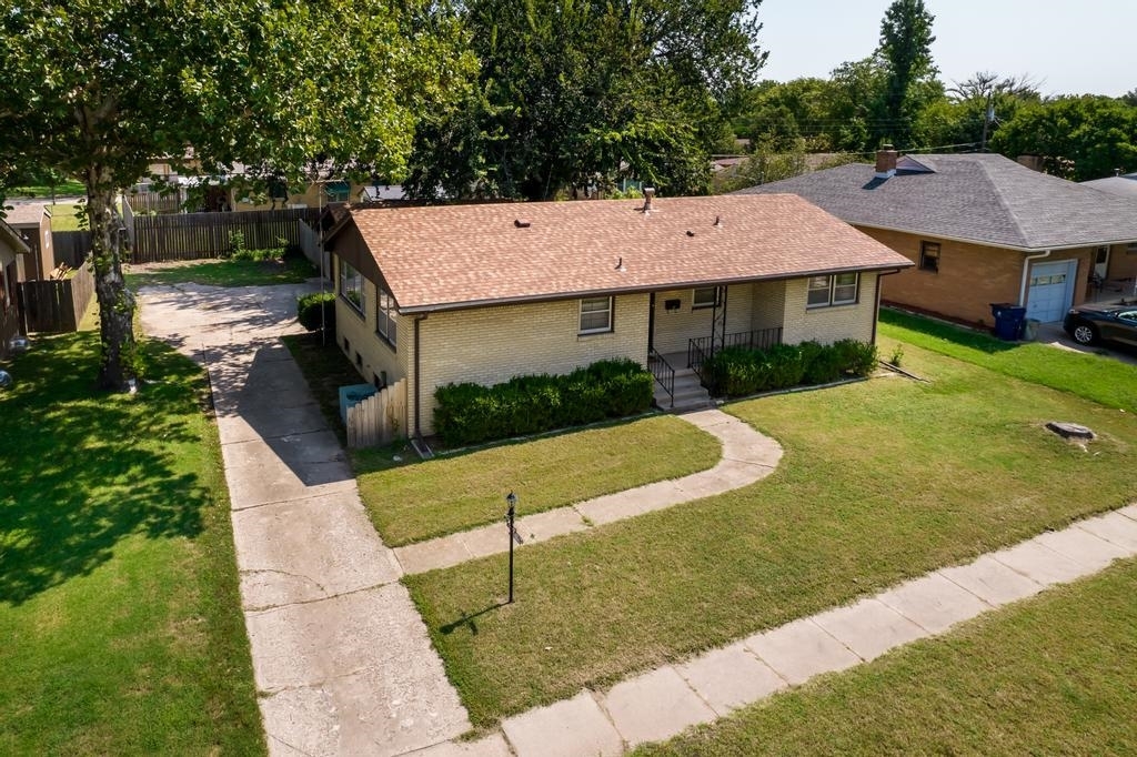 Property Photo:  2122 S Erie St  KS 67211 