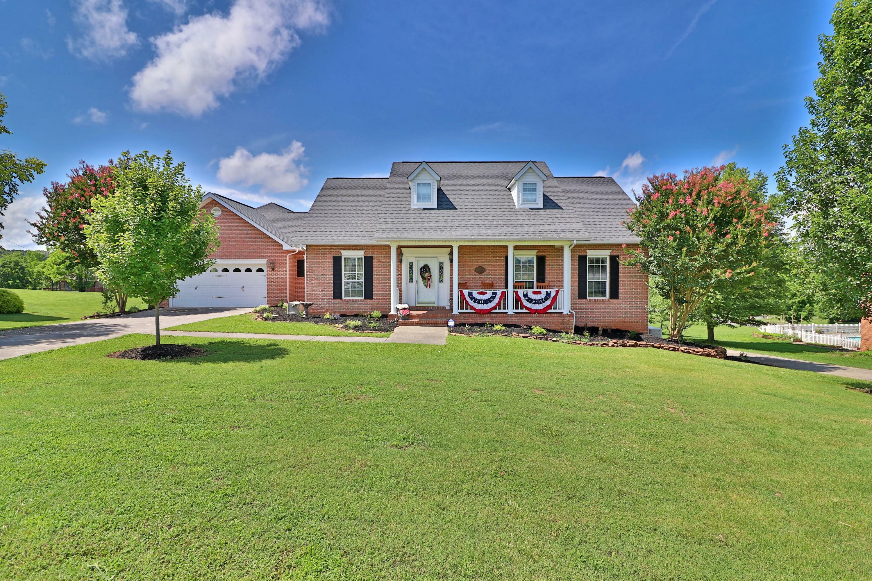 Property Photo:  505 Winners Circle  TN 37865 