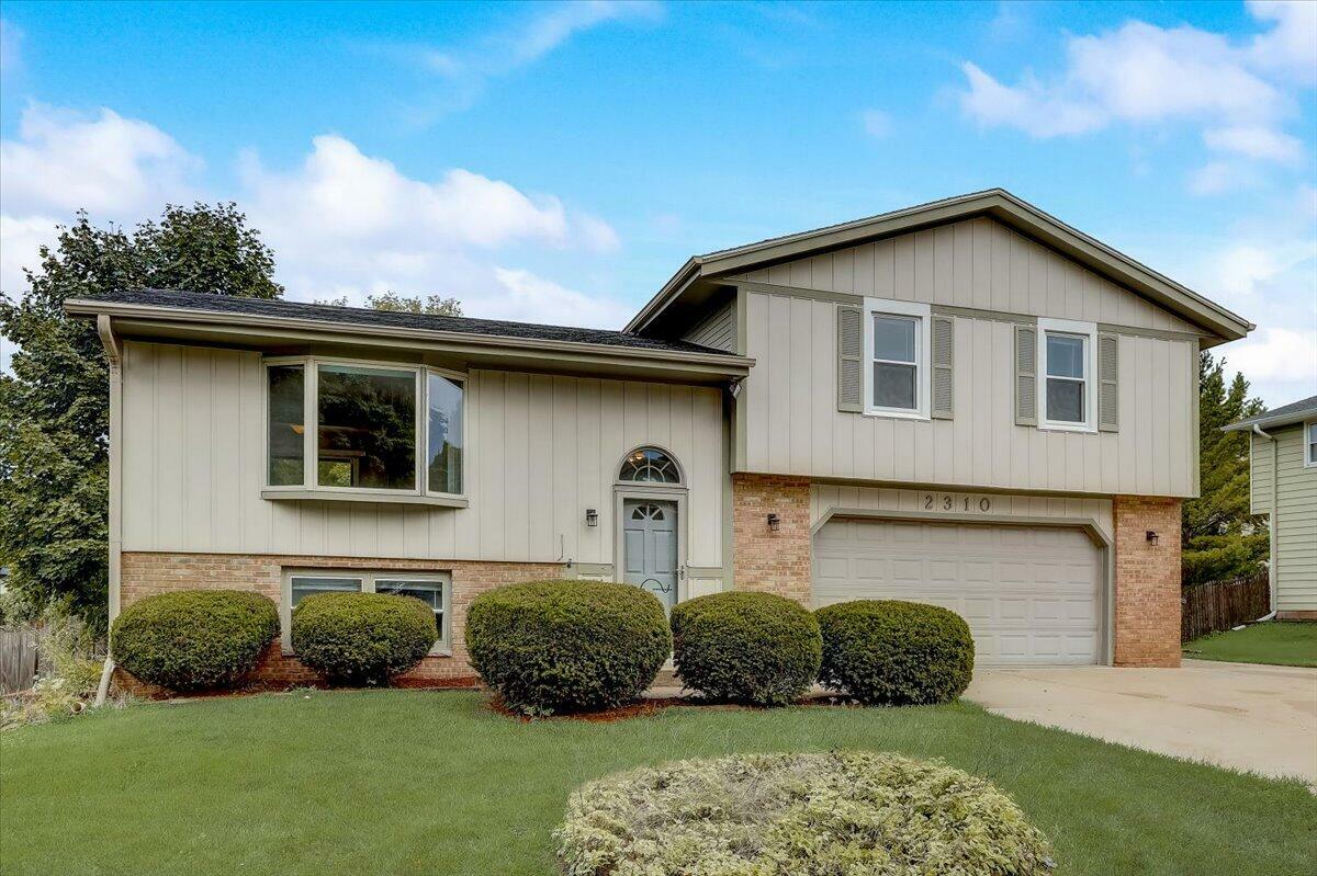 Property Photo:  2310 Lander Ln  WI 53188 