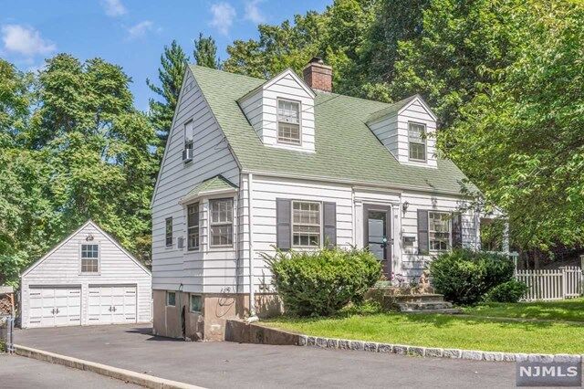 Property Photo:  117 Lawrence Road  NJ 07430 