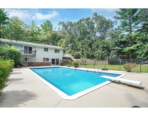 Property Photo: 22 Heritage Drive CT 06071