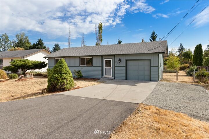 Property Photo:  166 136th Street E  WA 98445 
