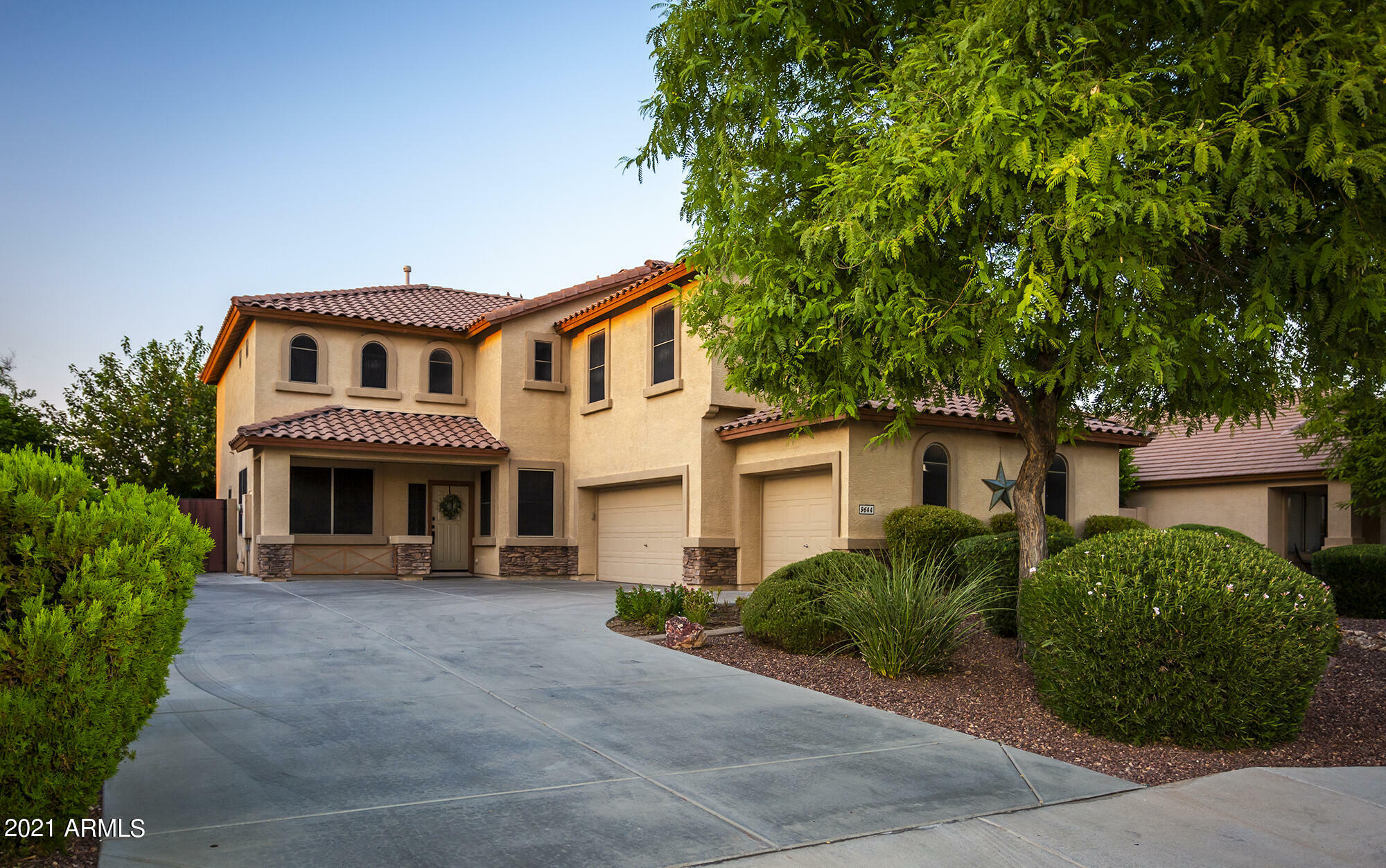 Property Photo: 9644 W Orchid Lane AZ 85345