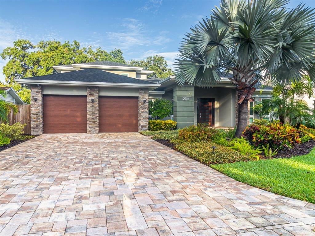 Property Photo:  2311 S Thixton Court  FL 33629 