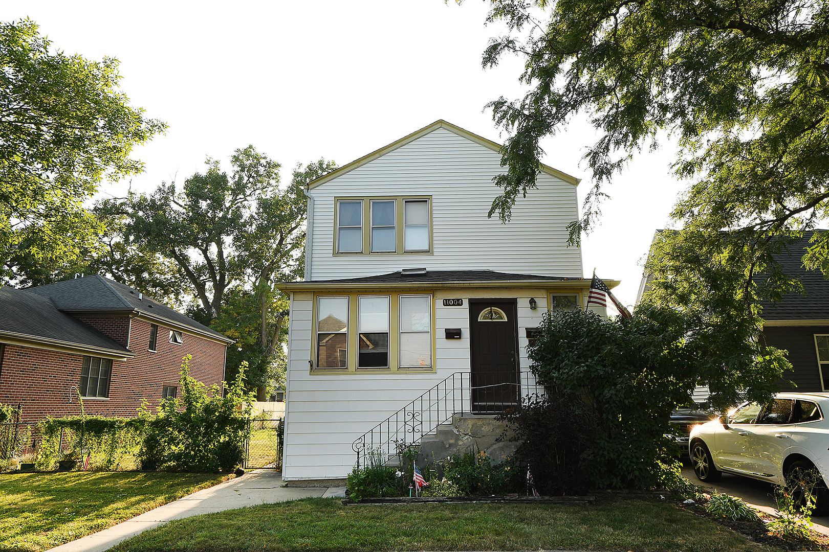 11004 S Albany Avenue  Chicago IL 60655 photo