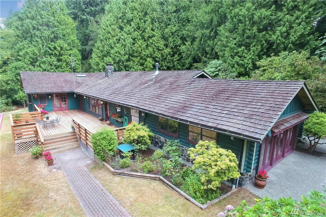 Property Photo:  6740 NE Seabold Rd  WA 98110 