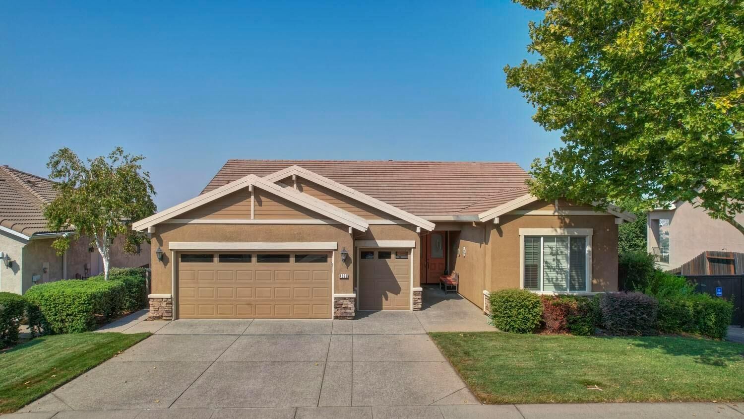 Property Photo: 4528 Scenic Dr CA 95765
