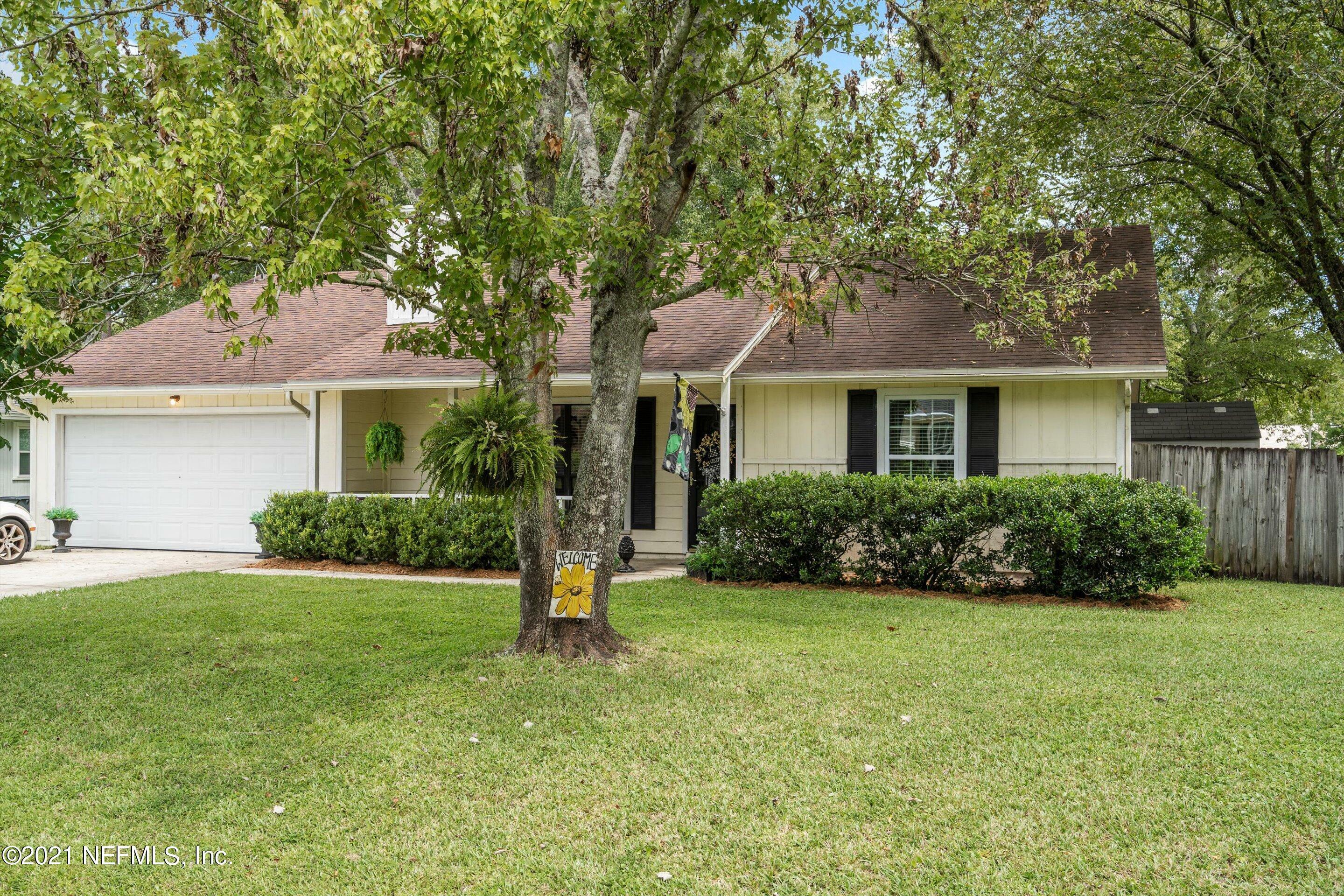 Property Photo:  1849 Hollars Place  FL 32068 