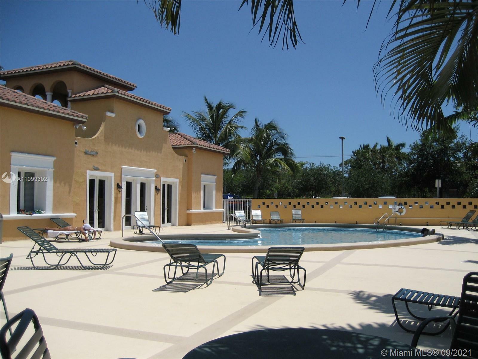 Property Photo:  6709 N Kendall Dr 212  FL 33156 