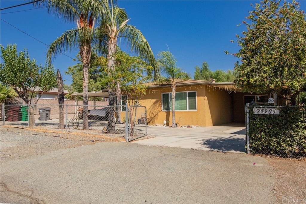 Property Photo:  25906 Homeland Avenue  CA 92548 