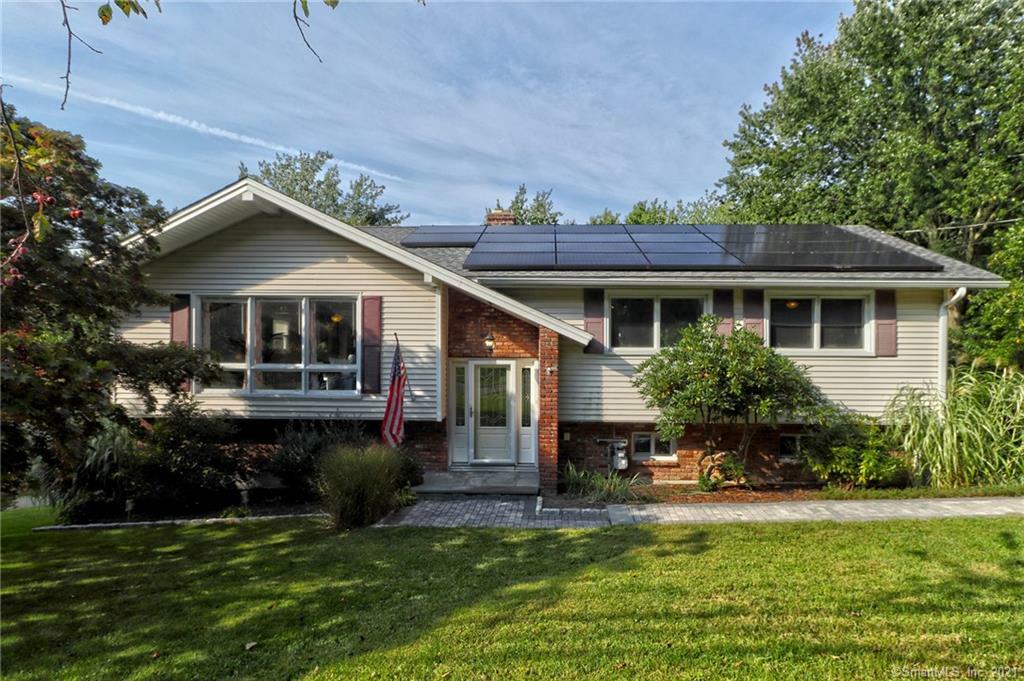 Property Photo: 152 Berner Terrace CT 06460