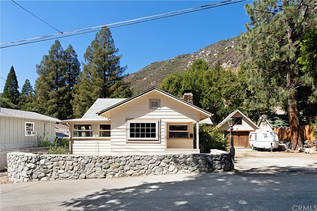 Property Photo:  9 Oak Drive  CA 91759 