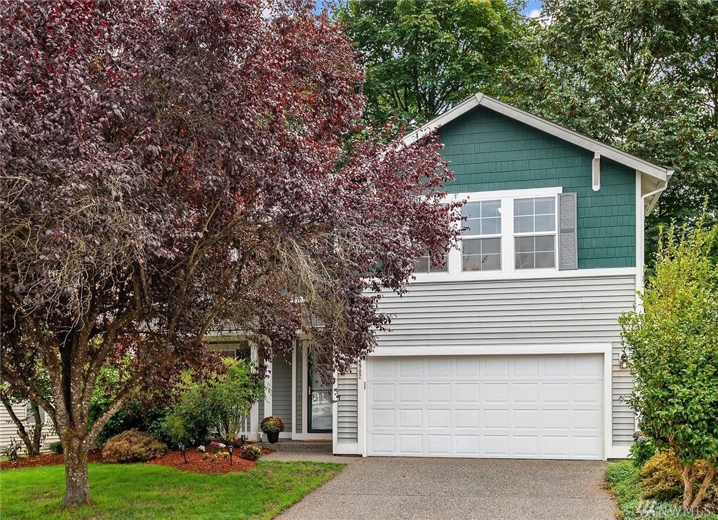 Property Photo:  4902 112th St SE  WA 98208 