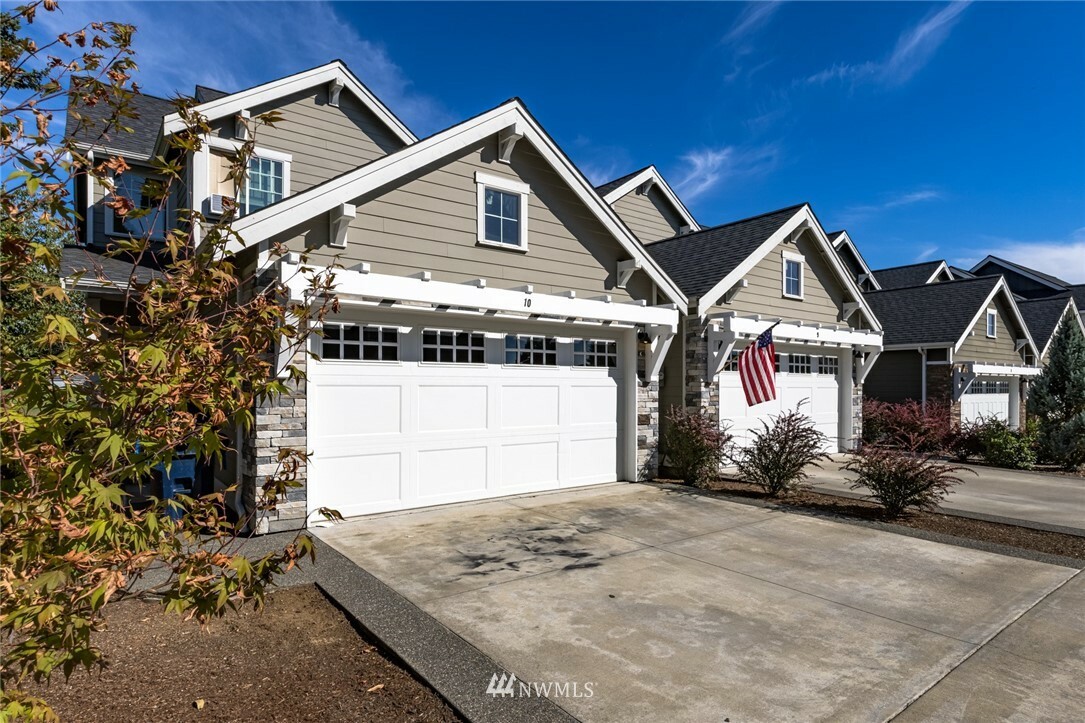 Property Photo:  2200 Greenview Circle 10  WA 98264 