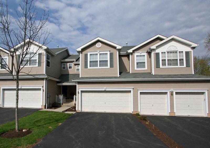 Property Photo:  38 Rolling Hill Rd  NJ 08809 
