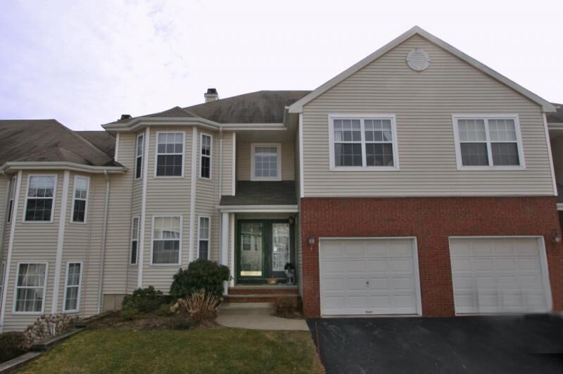 Property Photo: 5 Firestone Dr NJ 08801