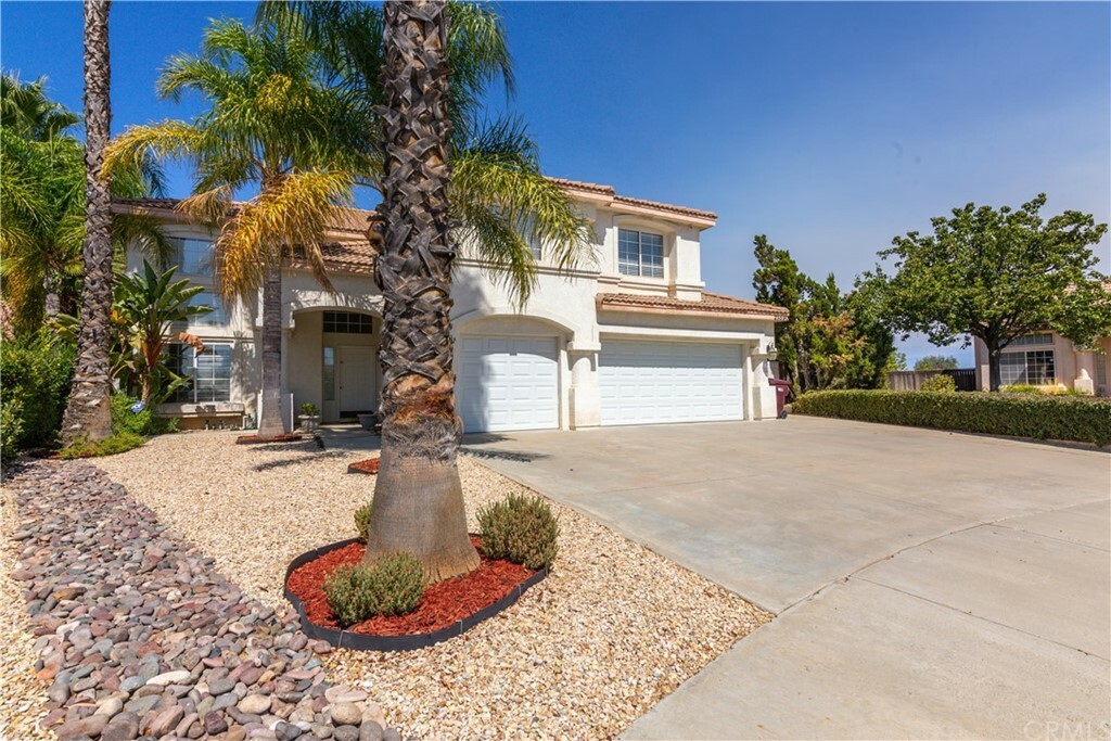 Property Photo:  25590 Carina Court  CA 92586 