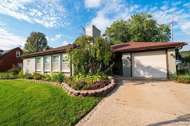 Property Photo: 22445 Wildwood Street MI 48081