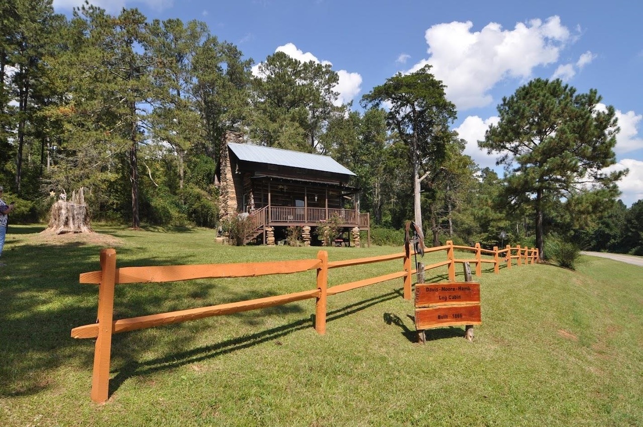 Property Photo: 5577 Jim T Mickel Road GA 30217